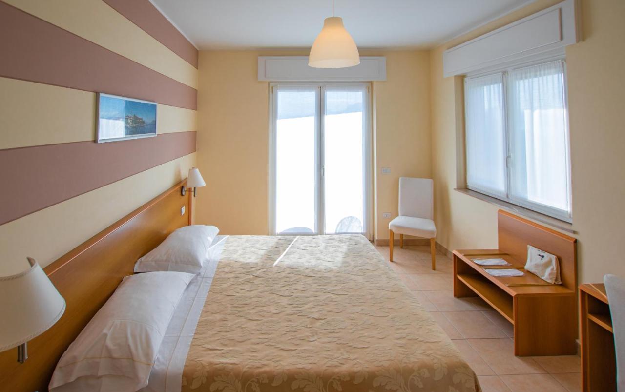 Hotel Alpi Baveno Exterior foto